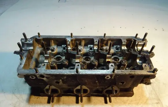 Audi A6 S6 C5 4B Engine head 059E