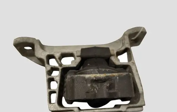 Volvo V40 Engine mount bracket 3M516F012BK