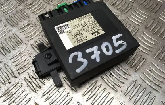 Ford Focus Comfort/convenience module 5WK48823 D93049 98AG15K600EE
