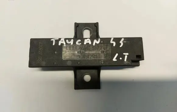 Porsche Taycan 9J1 Interior comfort aerial antenna 4m0907247