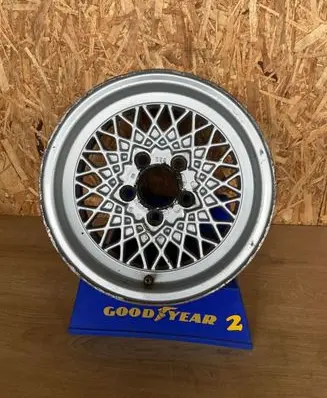 Mercedes-Benz 380 560SEC C126 R14 alloy rim 259 Bbs259