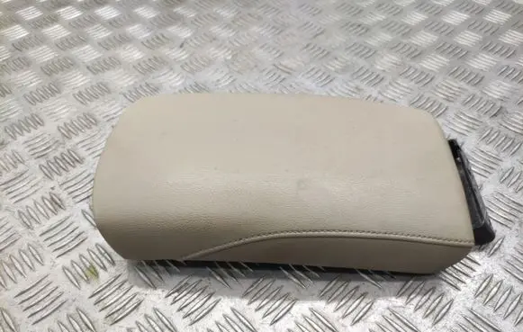 Nissan X-Trail T32 Armrest