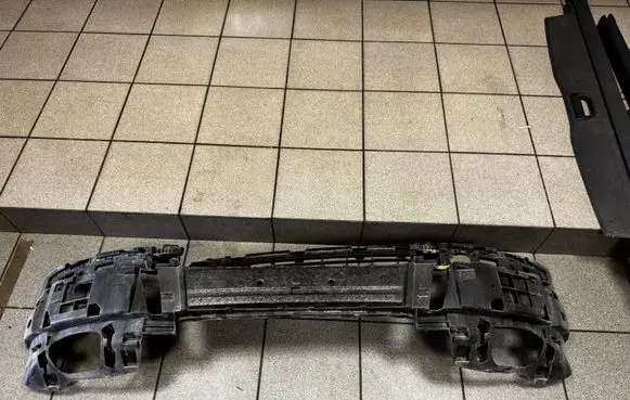 Volvo XC90 Front bumper support beam 08620596 8620596 2419