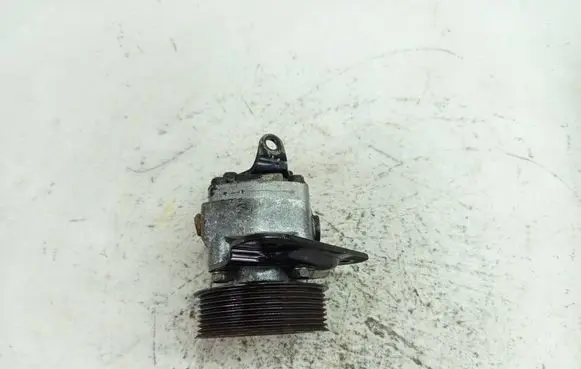Land Rover Range Rover L322 Power steering pump 7H32-3A696-AB 82204017