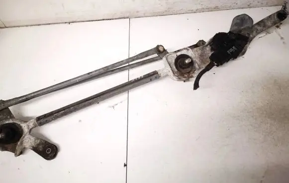 Opel Insignia A Front wiper linkage and motor