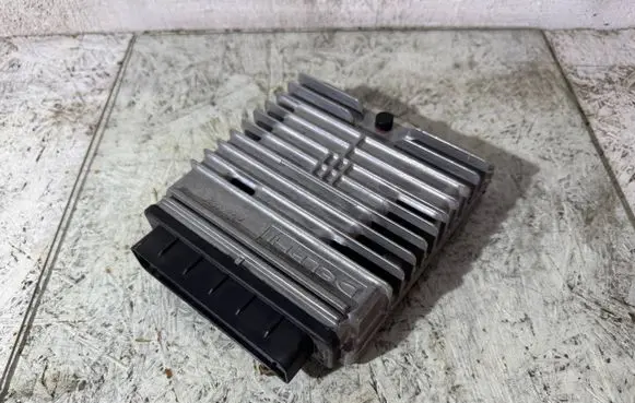 Ford Focus Engine control unit/module 12220510 2M5A12A650PE R0411C004F