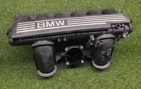 BMW 5 E60 E61 Intake manifold 7548028 754802807