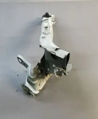 Toyota Auris E180 Headlight/headlamp mounting bracket