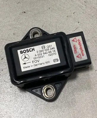 Mercedes-Benz E W211 ESP acceleration yaw rate sensor A0025426618 0015031