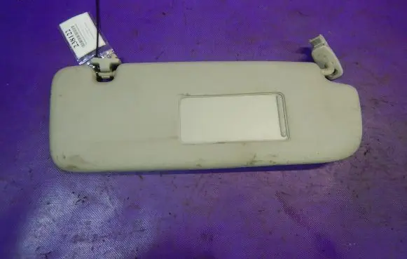 Volkswagen Fox Sun visor 6Q0857552B