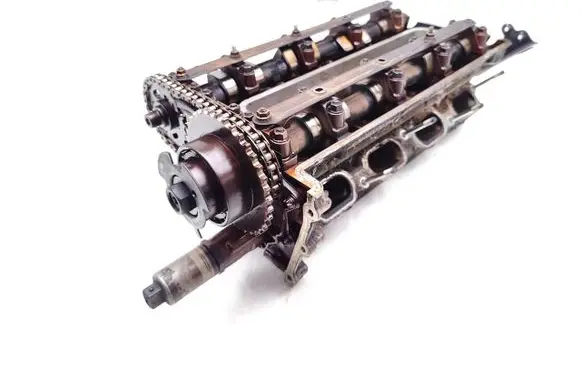 Land Rover Range Rover L322 Engine head 1745461