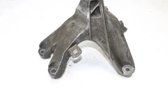 Audi A4 S4 B8 8K Engine mounting bracket
