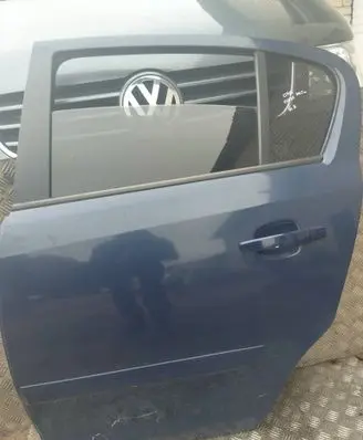 Opel Corsa D Rear door