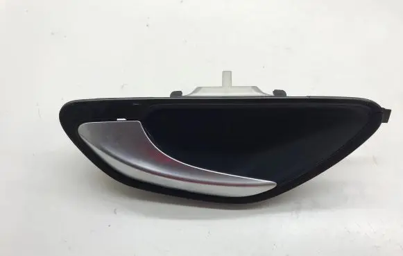 Mercedes-Benz C W205 Front door interior handle A2057603500 24495379051