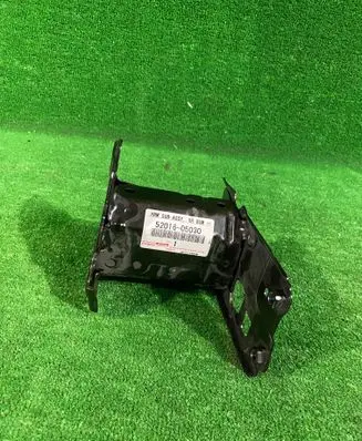 Toyota Avensis T270 Front bumper support beam 52016-05030