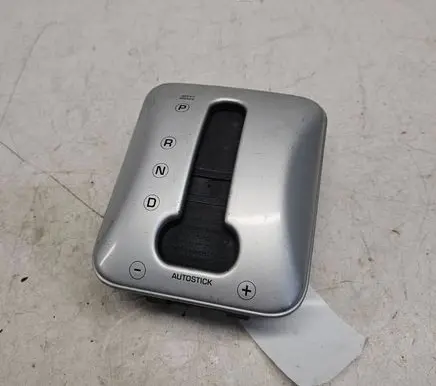 Chrysler Pacifica Gear selector 04685891AD