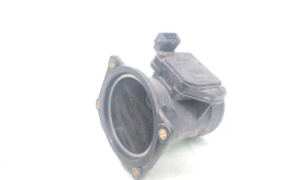 Volkswagen PASSAT B5 Mass air flow meter 058133471