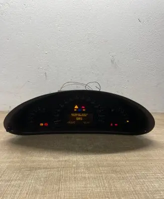 Mercedes-Benz C W203 Speedometer (instrument cluster) A2035401347 110080183