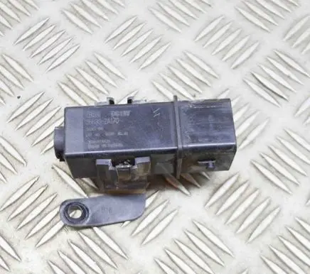 Glow plug pre-heat relay