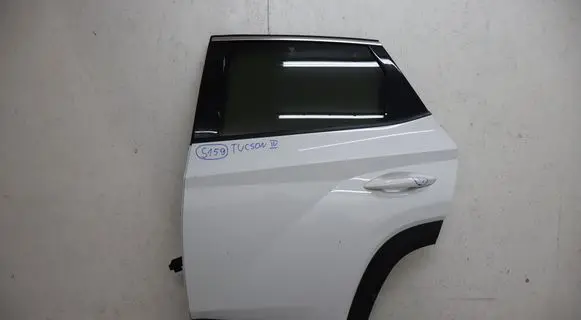Hyundai Tucson IV NX4 Rear door