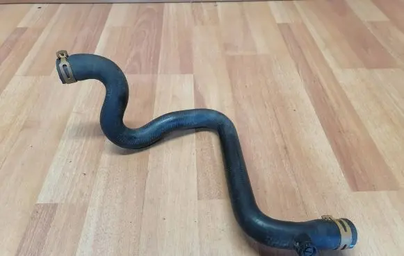 Renault Scenic I Engine coolant pipe/hose