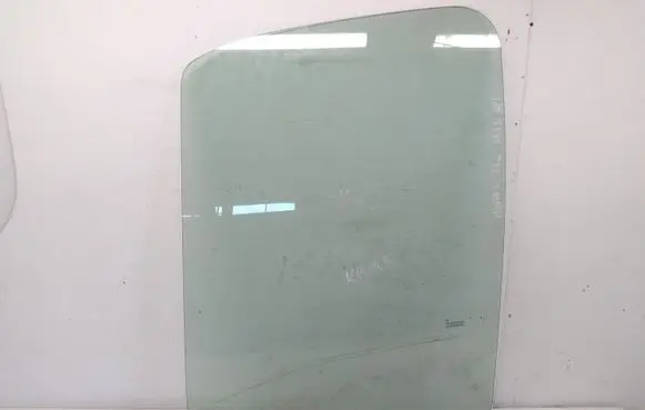 Opel Movano A Front door window/glass (coupe) 