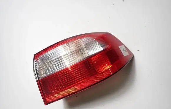 Renault Laguna II Rear/tail lights 8200002474