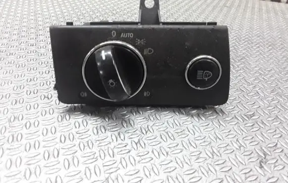 Mercedes-Benz E W211 Light switch 2115450104
