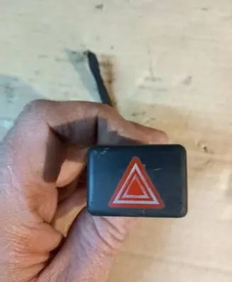 Audi A4 S4 B6 8E 8H Hazard light switch 8E0941509