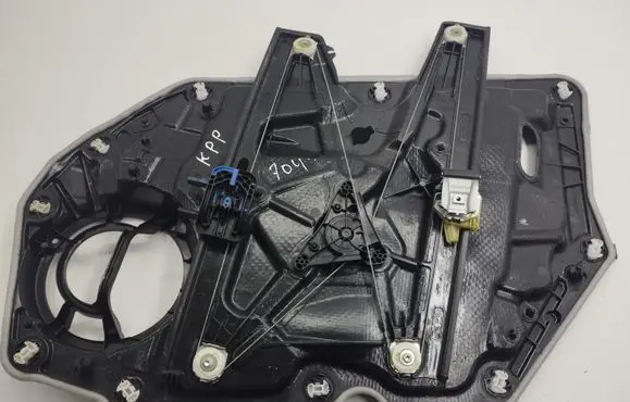 Ford Focus Front window lifting mechanism without motor C80213108 C80096107