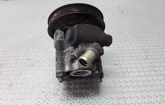 Rover 75 Power steering pump HE1205095
