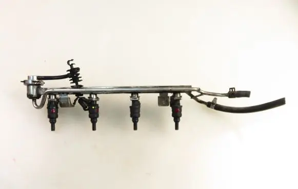 Volkswagen Golf IV Fuel main line pipe 06A133317L 06A906031AE