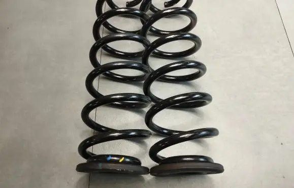 Audi Q3 F3 Rear coil spring 5Q0511115MT