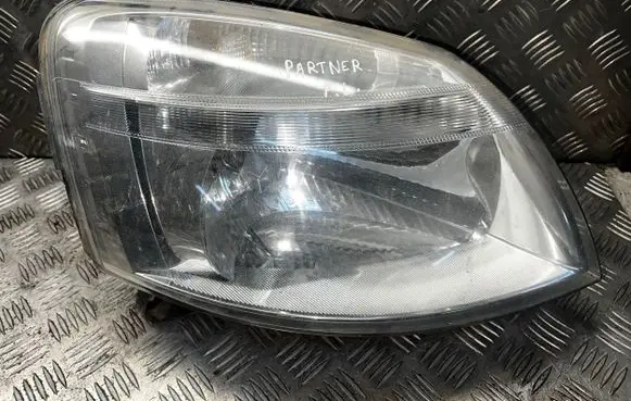 Peugeot Partner Headlight/headlamp