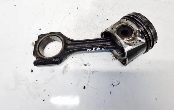 Volkswagen PASSAT B5 Piston with connecting rod 028H