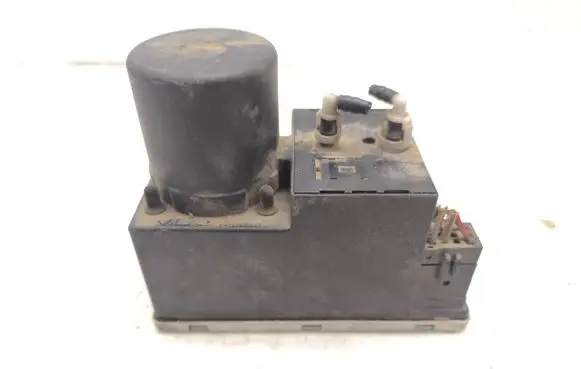 Audi A3 S3 8L Central locking vacuum pump 8L0862257L 100306197