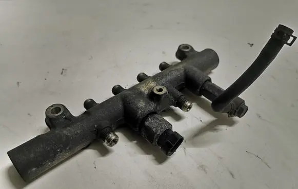 Mazda 6 Fuel main line pipe