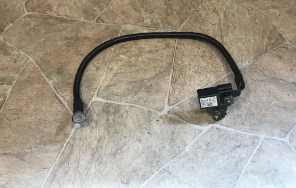 Mercedes-Benz E W212 Negative earth cable (battery) A0009050254