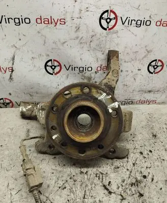 Opel Zafira B Front wheel hub