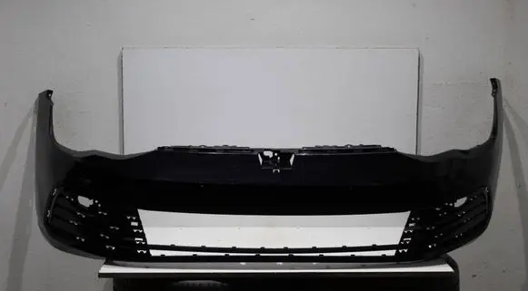 Volkswagen Golf VIII Front bumper 5H0807221L 56D302288