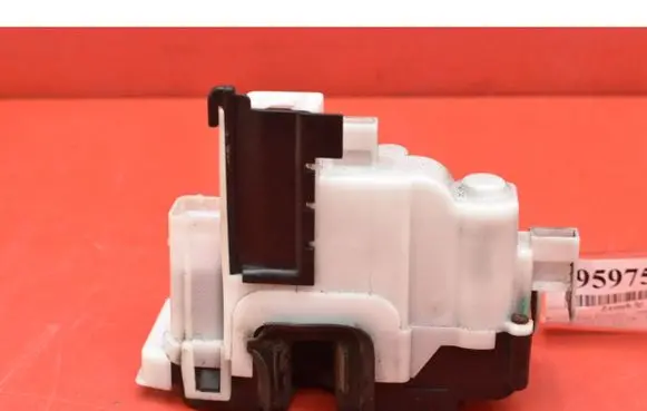Fiat Fiorino Front door lock