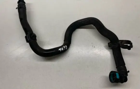 Land Rover Range Rover Sport L494 Engine coolant pipe/hose