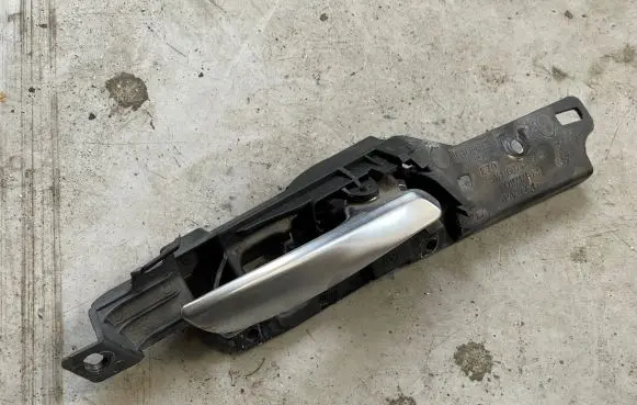 BMW X5 E70 Front door interior handle 6974296 P011717114 773201