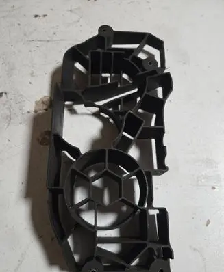 Audi A6 S6 C6 4F Oil breather separator 059103138C