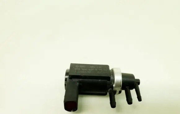 Audi A6 S6 C5 4B Turbo solenoid valve 059906627B 72290322