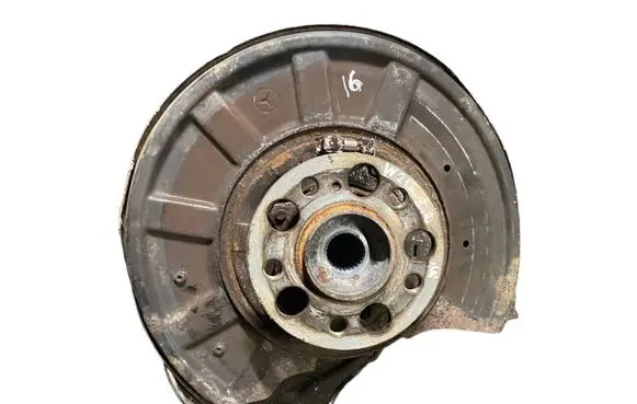 Mercedes-Benz E W212 Rear wheel hub