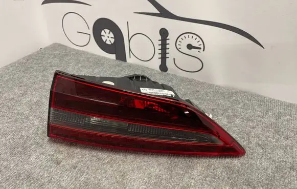 Opel Grandland X Tailgate rear/tail lights 81670203 9846768080