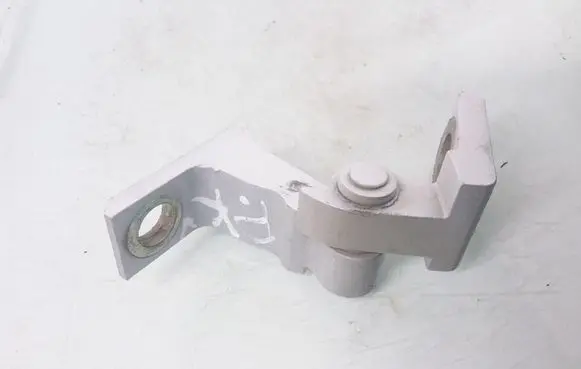 Skoda Fabia Mk3 (NJ) Front door upper hinge 8K0831401P