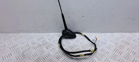 Toyota Verso Radio antenna 863000F030 8630905050