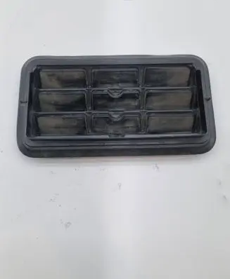 Chrysler Pacifica Quarter panel pressure vent 68170766AB